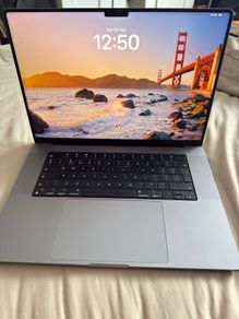 Apple MacBook Pro 16inch M1 Pro 1TB SSD 2021