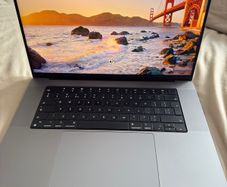 Apple MacBook Pro 16inch M1 Pro 1TB SSD 2021
