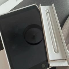 ipad 8th gen & matching Apple pen
