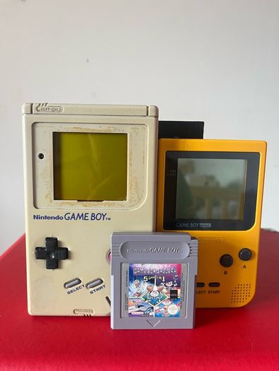 Retro Nintendo Game Boy Duo Bundle - Original DMG-01, Pocket, & Colour + Games