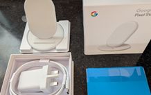 Google Pixel Wireless Charger Stand (Gen 1)