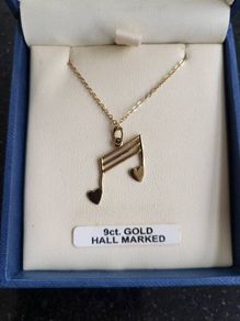 9 carat gold necklace