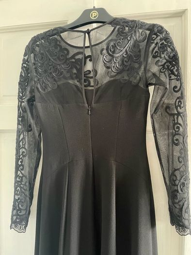Karen Millen maxi mess and embroidery evening dress size 8