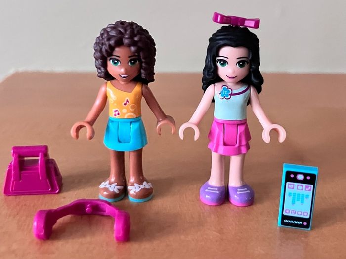 Lego Friends Andrea and Emma