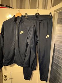 Nike Navy men's tracksuit