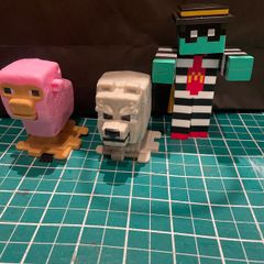 3 MineCraft Figures