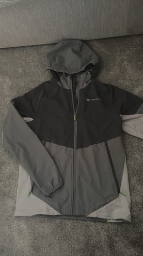 tracksuit