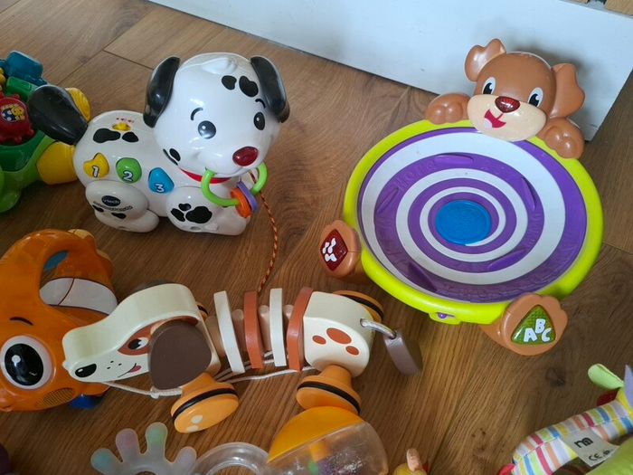 Mix of baby & toddler toys
