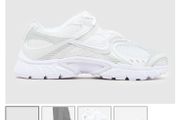 Nike V5 Runners White Size 11 Brand New
