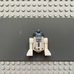 lego star wars sw0527 Astromech Droid, R2-D2 minifigure- Flat Silver Head, Red Dots and Small Receptor