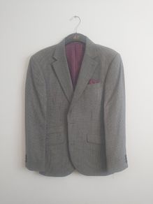 suit jacket 38s