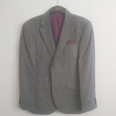 suit jacket 38s