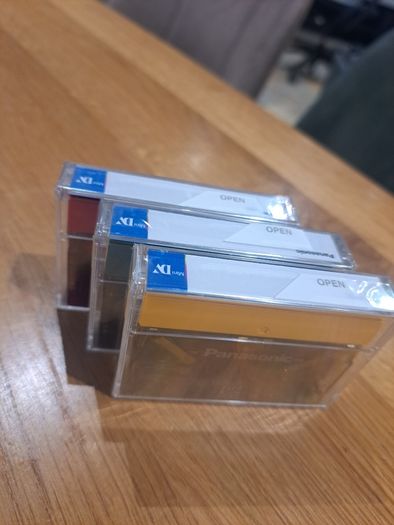 3x Panasonic DVMUJIC red, green and yellow. Mini DV. Unopened. 60 ME 60/90.