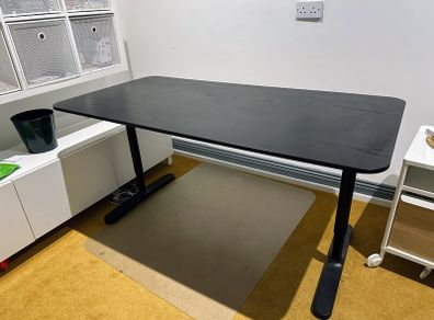 Ikea Bekant Desk - Black (160x80cm)
