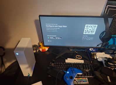 Xbox series s 1TB added storage. MSI monitor