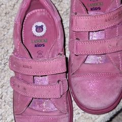 Girls leather shoes