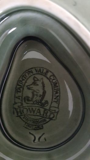2 x Avocado Dishes (Small Bowls), Dark Green, Howard by Taunton Vale Pottery