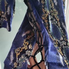 PRETTY LITTLE THINGS royal blue velvet python print dress Sz 10