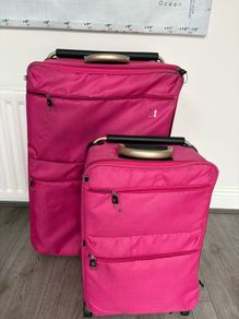 Suitcase x 2