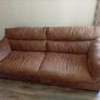 Caseys Leather Sofa Image 6
