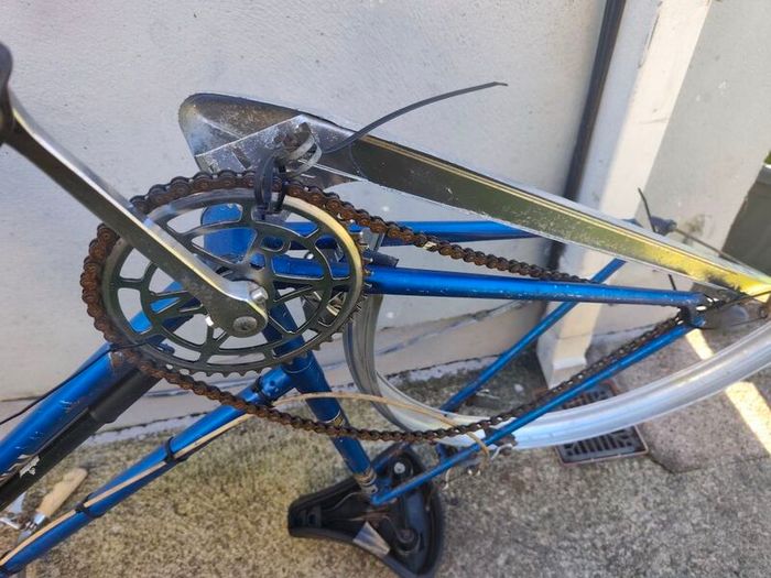 old bike only  need rear wheels!