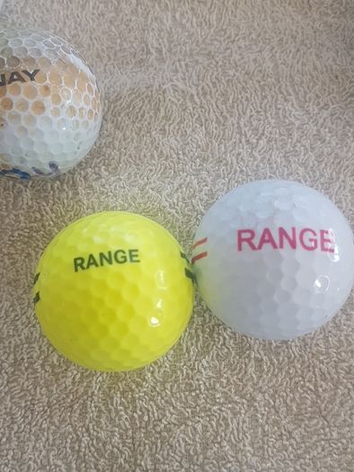 golf ball and tees