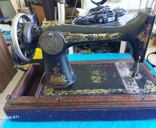 Vintage, Very Old, Singer Sewing Machine, would suit Seamstress window display or Bar memorabilia