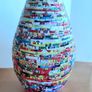 Rolled magazine vase Image 7