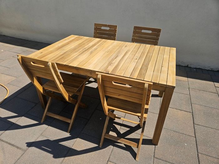 Garden Table and Chairs