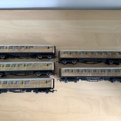 Hornby LNER Teak Coaches x5