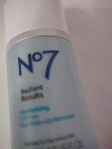 No7 makeup remover