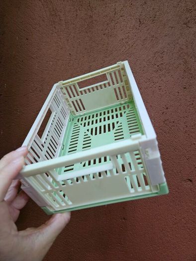 Set of four foldable baskets
