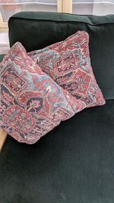 6 cushion covers kukoon distressed red