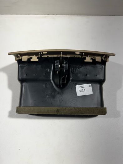 BMW 3 Series E90 E91 Rear Fresh Air Grill Vent Beige 7210648 A3l3b220g