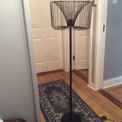 floor lamp