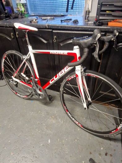 Cube Agree Pro (Ultegra) like new condition