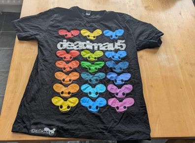 Deadmau5 tshirt for sale in large