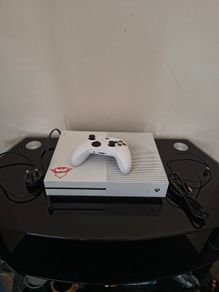 Xbox One S 1TB Console Bundle + 130 DVDs, Working Perfectly
