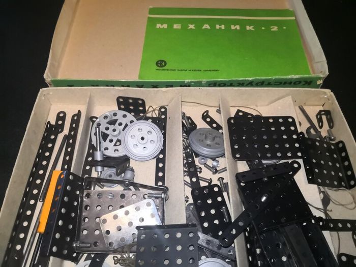 Mechanic 2 vintage Soviet constructor game set