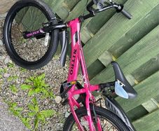 Girls bike