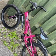 Girls bike