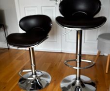 Kitchen bar stools x2
