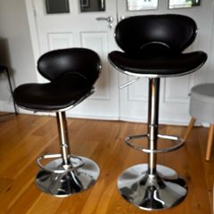 Kitchen bar stools x2