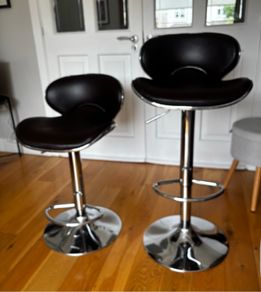 Kitchen bar stools x2