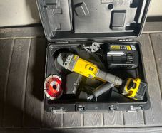 stanley angle grinder