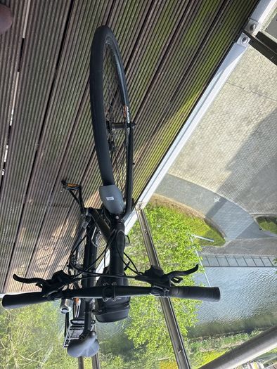 Reid x3 hybrid bike