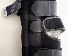 Knee brace
