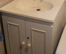 Vintage bathroom vanity unit and sink