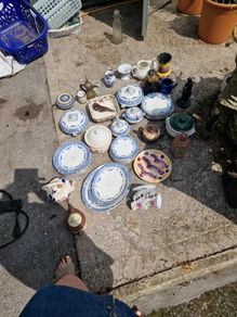 Dinner Sets & Pottery