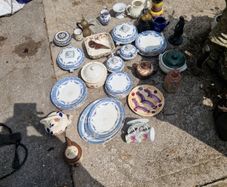 Dinner Sets & Pottery